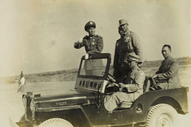 President Chiang Kai-shek’s first visit to Kinmen in December 1951.